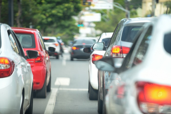 Proprietários de veículos com placa final 1 e 2 podem parcelar IPVA atrasado