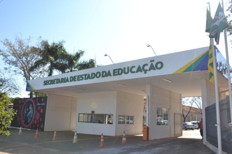 Inscrições para processo seletivo de professores temporários começam nesta segunda-feira