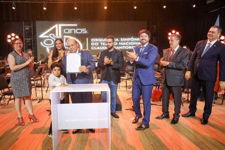 Assinada reestruturação da carreira dos músicos da Orquestra Sinfônica do Teatro Nacional Claudio Santoro