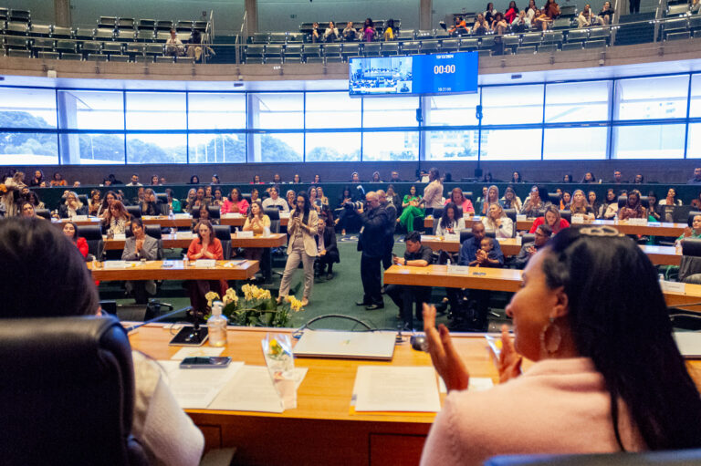 Dia da Mulher Advogada do DF é celebrado em sessão solene