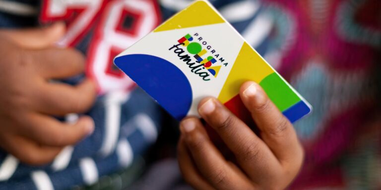 Caixa começa a pagar Bolsa Família de abril