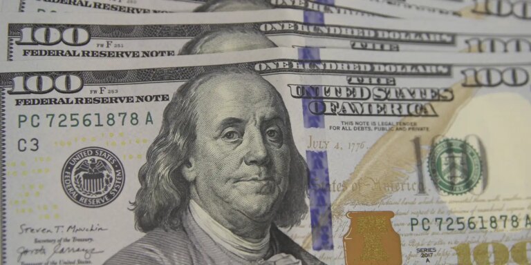 Dólar sobe para R$ 5,16 após escalada de conflito no Oriente Médio
