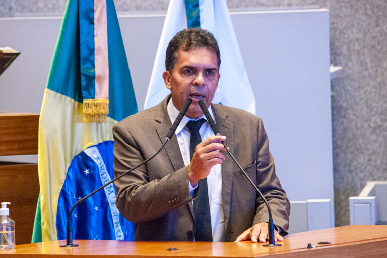 Ricardo Vale comemora aviso de licitação de obra do BRT Norte