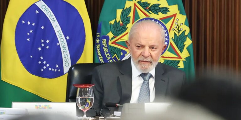 Ameaças “insistem em sobreviver”, diz Lula sobre golpe de 64