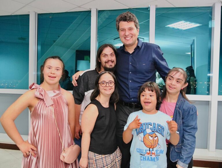 CLDF promove sessão solene pelo Dia Mundial da Síndrome de Down com homenagens e apresentações culturais