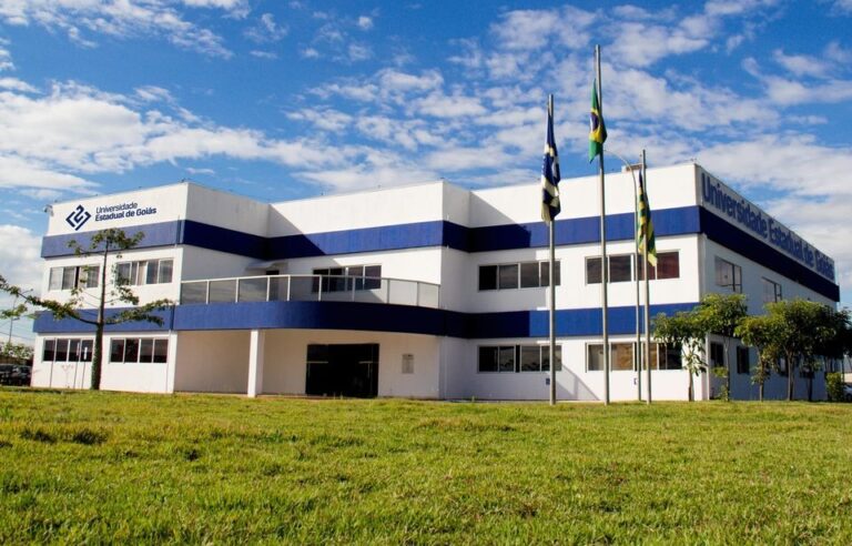 UEG divulga resultado final para vagas remanescentes