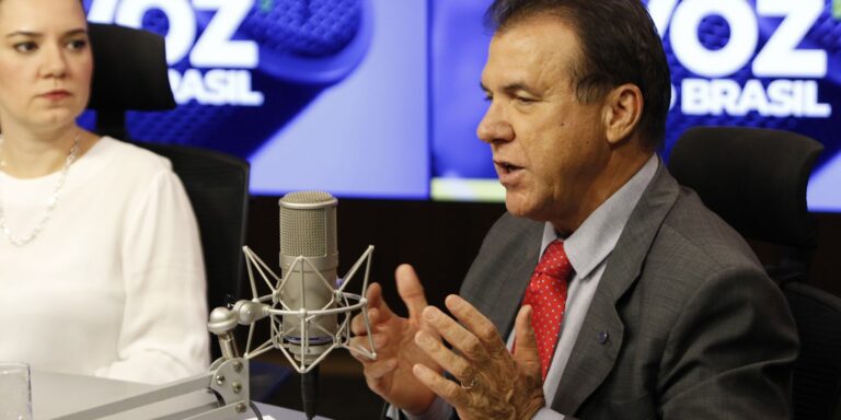 Consignado CLT: Marinho recomenda cautela antes de tomar empréstimo