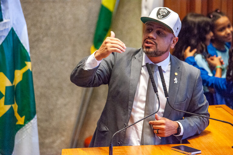 Max Maciel defende implantação de terminal rodoviário na UnB