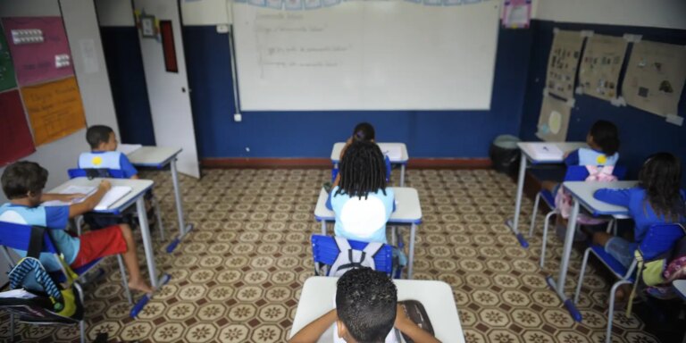 ONG Ação Educativa lança edital para projetos de igualdade de gênero