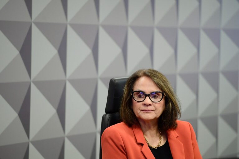 Comissão do Senado aprova audiência para ouvir presidentes do BRB e do Master sobre compra de ativos