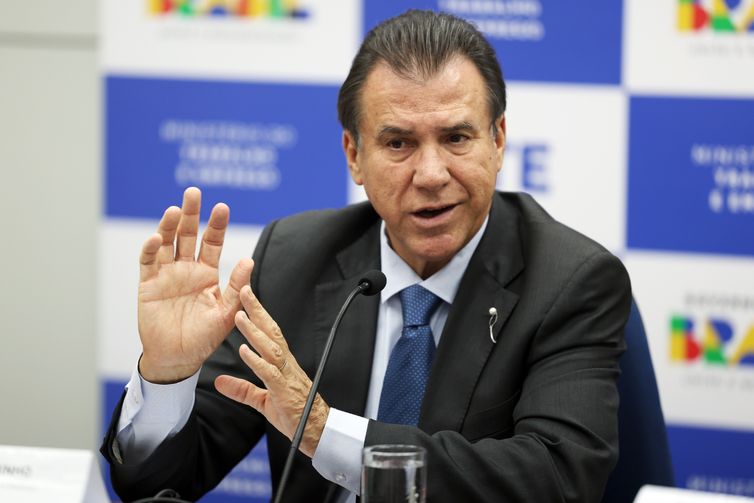 José Cruz/Agência Brasil Brasília (DF), 28/03/2025 - O Ministro do Trabalho e Emprego, Luiz Marinho, apresenta os dados do Novo Cadastro Geral de Empregados e Desempregados (Novo Caged) referentes ao mês de fevereiro de 2025. Foto: José Cruz/Agência Brasil