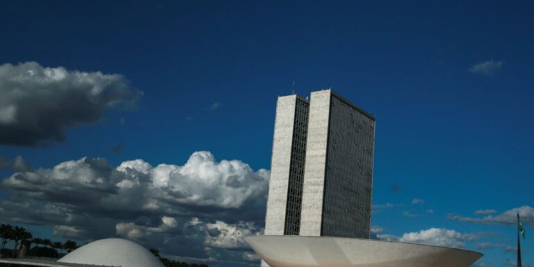 Relator da segunda etapa da reforma tributária apresenta cronograma