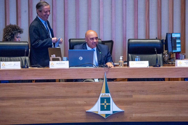 CLDF celebra 60 anos da Câmara de Dirigentes Lojistas