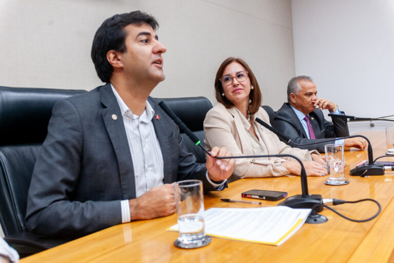 Comissão de Saúde aprova PL que garante medidor de glicose a pacientes com diabetes