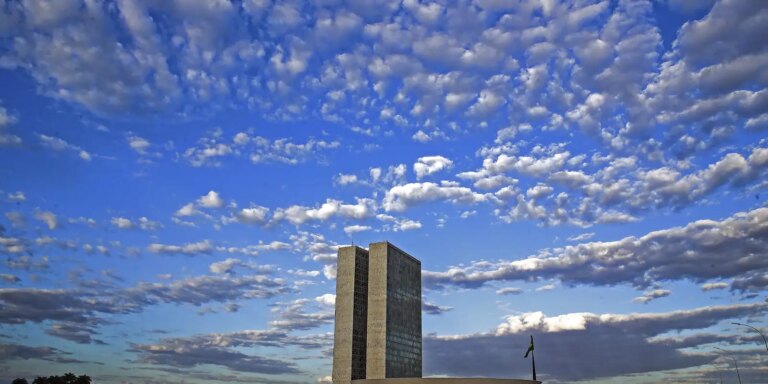 Alcolumbre marca para 17 de junho leitura do pedido para CPI do INSS
