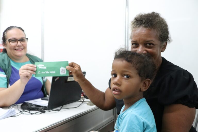 Cartões do Aluguel Social são entregues em Goianésia
