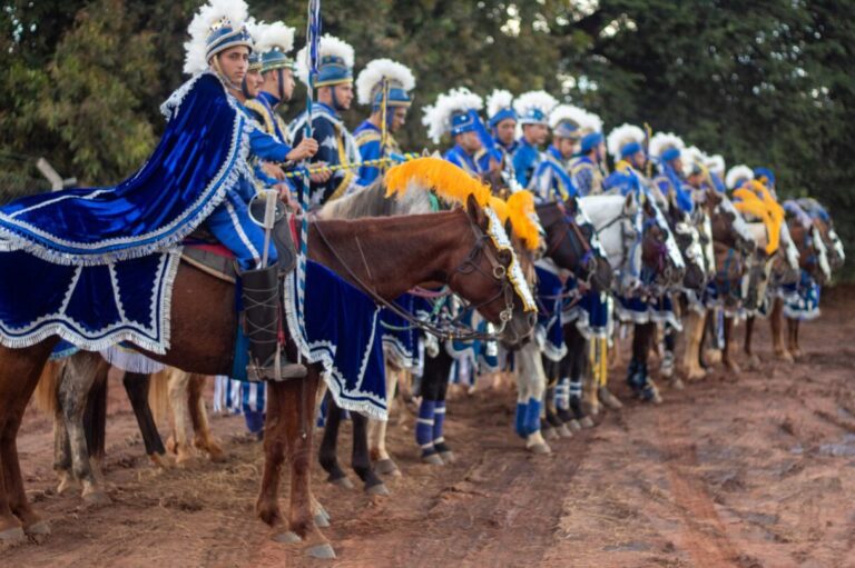 Mais quatro cidades históricas encenam as Cavalhadas
