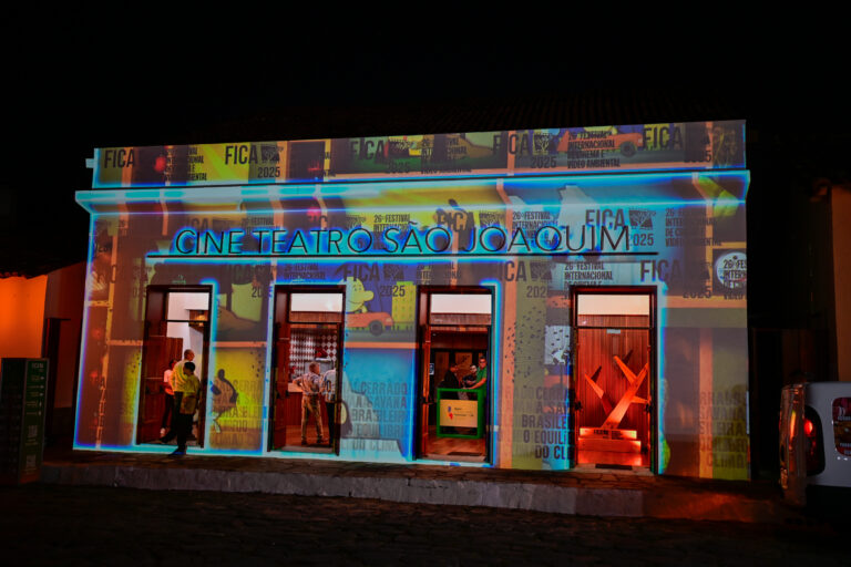 Cerimônia no Cine Teatro São Joaquim abre 26ª edição do Fica