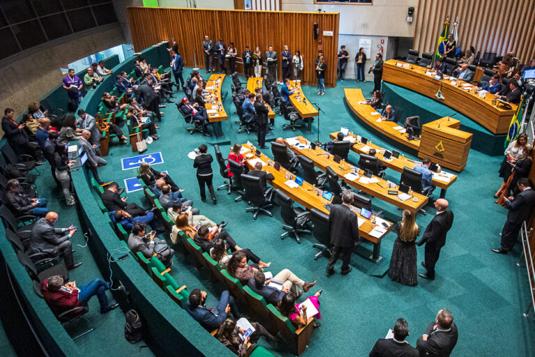 Câmara Legislativa aprova 134 proposições no primeiro semestre