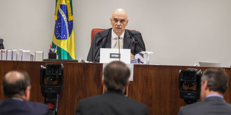 Moraes veta depoimentos de filhos de Bolsonaro na trama golpista