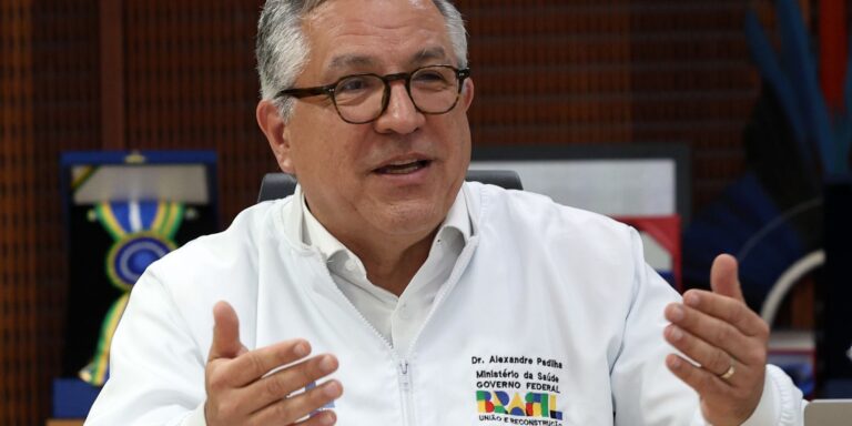 Padilha avalia ir a Nova York para assembleias da ONU e Opas