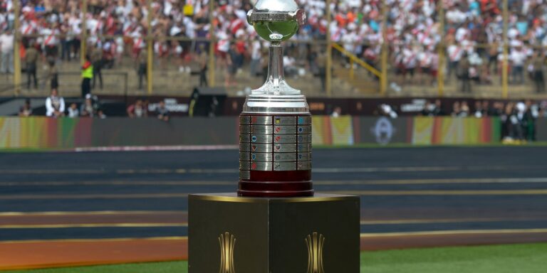 Copa Libertadores 2026 começa com seis brasileiros na disputa