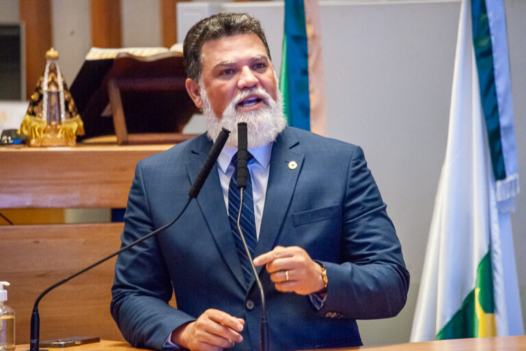 “Sou da base, mas sou coerente”, diz Jorge Vianna ao cobrar nomeações na Saúde