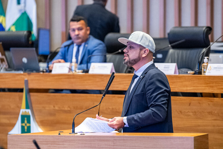 Deputado Max Maciel enaltece resultados do programa de tarifa zero no transporte público