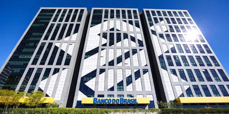 BB tem lucro de R$ 11,2 bi no primeiro semestre, queda de 40,7%