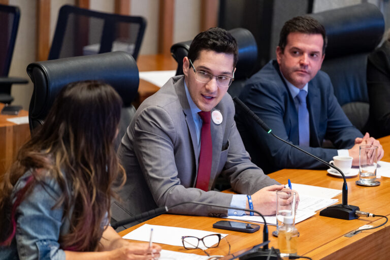 Parlamento Jovem premia escolas de Ceilândia, Sobradinho II e Samambaia