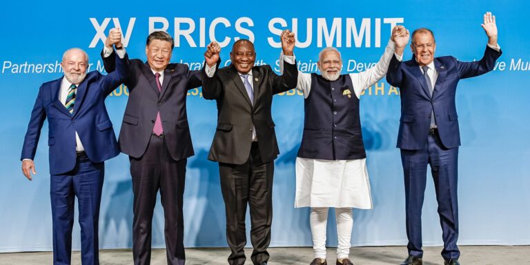 Líderes do Brics conversam sobre tarifaço e guerras em reunião virtual