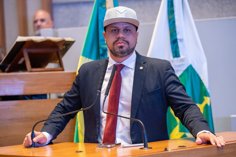 Polêmica sobre instalação de casa de acolhimento em Vicente Pires repercute no plenário