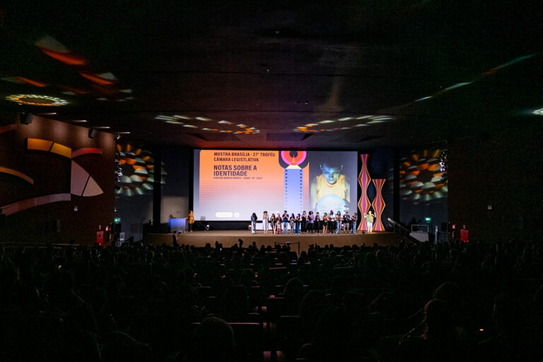 Com “casa cheia”, começa a disputa pelo Troféu Câmara Legislativa para filmes do DF