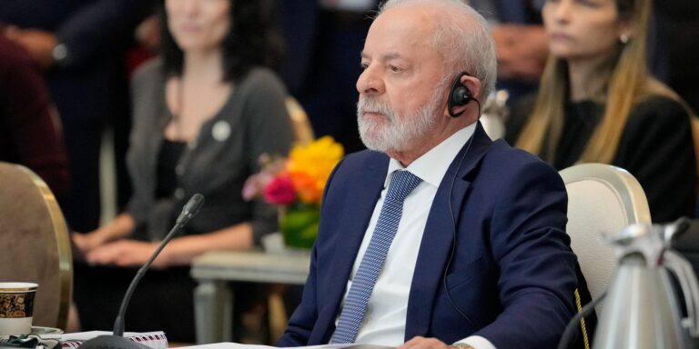 Lula aguarda reunião com Trump e aposta em solução a tarifaço