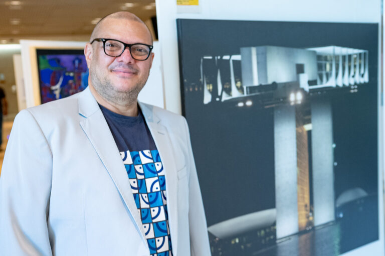 Exposição "Tempo, Vida e Arte" destaca a produção artística de pessoas 60+