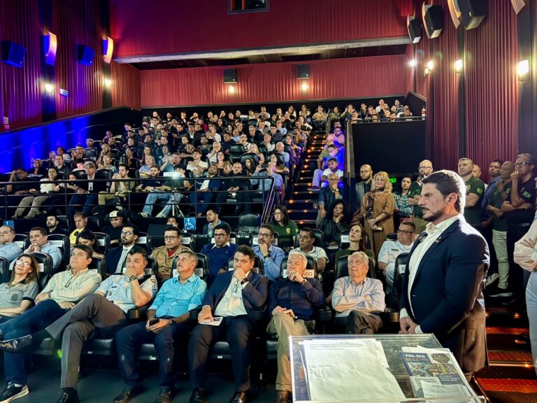 Marcos do Val apresenta em Vitória o Pro-Seg, programa que integra segurança pública com Inteligência Artificial no Espírito Santo