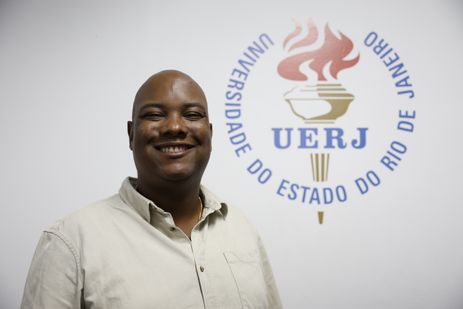 Rio de Janeiro (RJ), 27/11/2025 – O historiador David Gomes participa do 1º Encontro de Cotistas Egressos da Universidade do Estado do Rio de Janeiro (Uerj). Foto: Fernando Frazão/Agência Brasil
