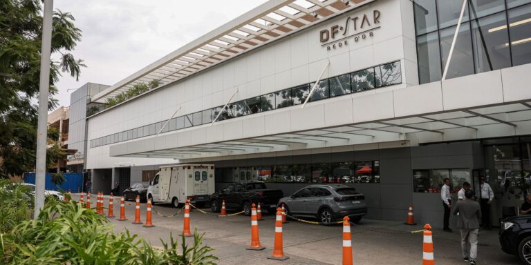 Bolsonaro segue em observação e pode ter alta na quinta-feira