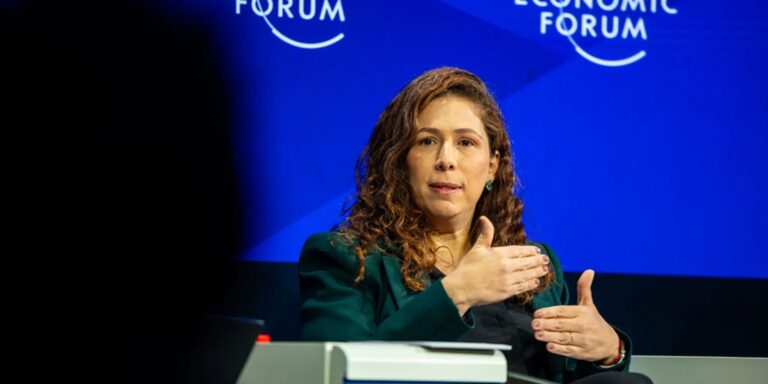 Em Davos, Esther Dweck defende integração da América Latina