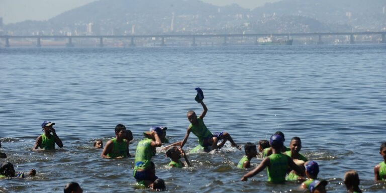 Bombeiros do RJ abrem 5 mil vagas para o Projeto Botinho 2026