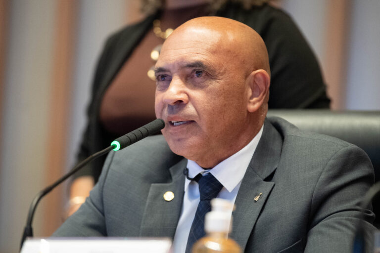 Deputados distritais retomam trabalhos legislativos