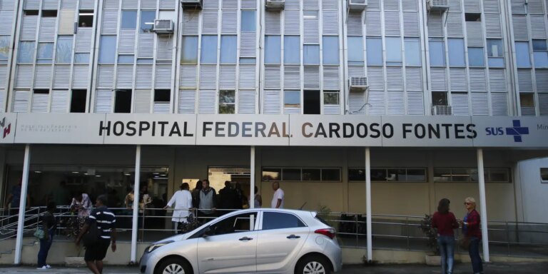 Lula inaugura emergência em hospital público do Rio de Janeiro
