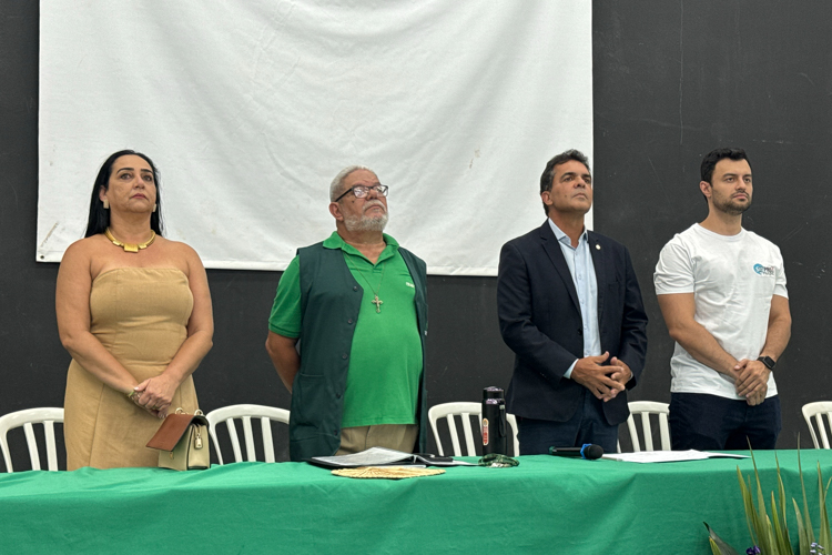 CLDF celebra 55 anos do Centro Educacional Gisno com sessão solene 