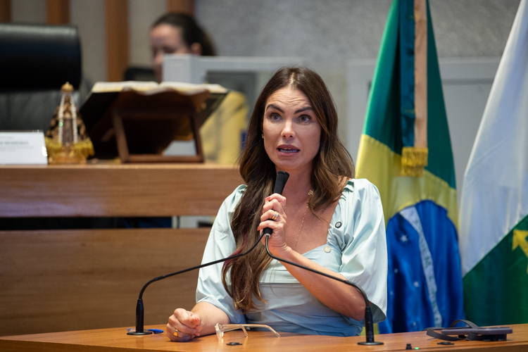 Câmara Legislativa vai à escola em Ceilândia ouvir demandas estudantis