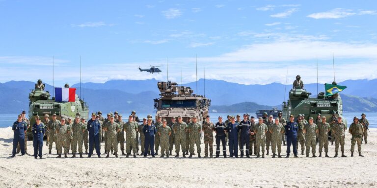 Marinha francesa realiza missão de formação no Brasil