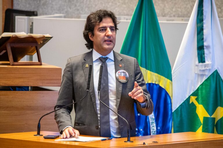 Proposta que transforma servidores de Gestão Governamental em carreira típica de Estado recebe apoio de distritais