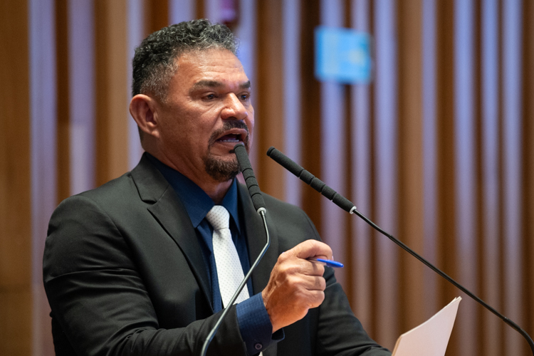 Comissão aprova projetos com direitos e reconhecimento para profissionais da área de segurança