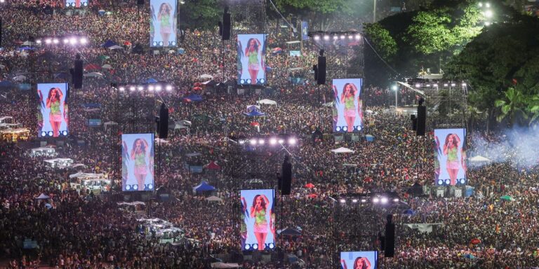 Mesmo com multidão, show de Shakira não registra ocorrência graves
