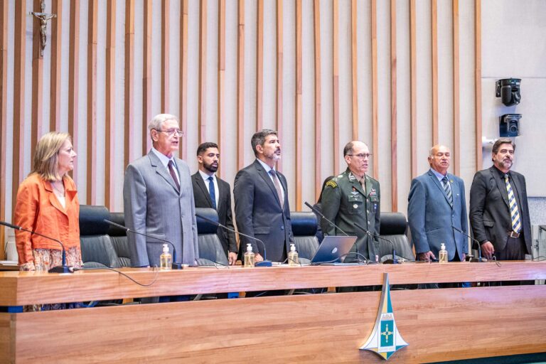 CLDF presta homenagem a heróis de guerra da Força Expedicionária Brasileira