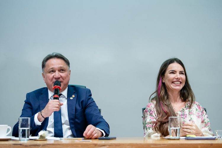 Comunicadores da Igreja Católica são homenageados em sessão solene